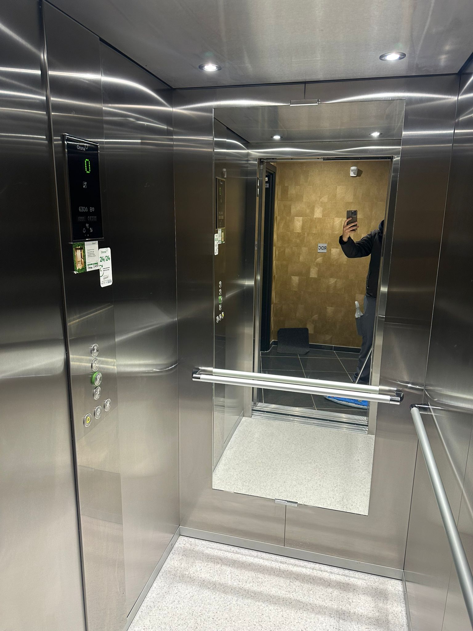 Nettoyage ascenseur  toulouse 31000